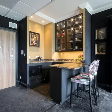 Prymasa Tysiaclecia 83a By Homeprime Apartmán *